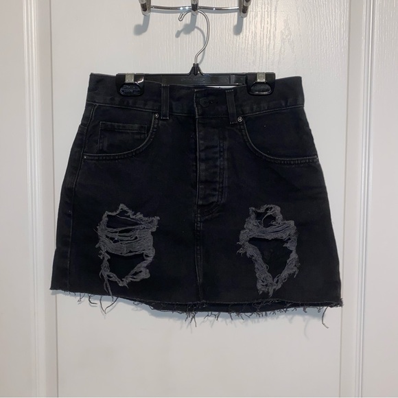 Forever 21 Black Denim Skirt! - Picture 1 of 3